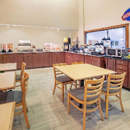 Cash Rewards Inn & Suites Розуэлл Экстерьер фото